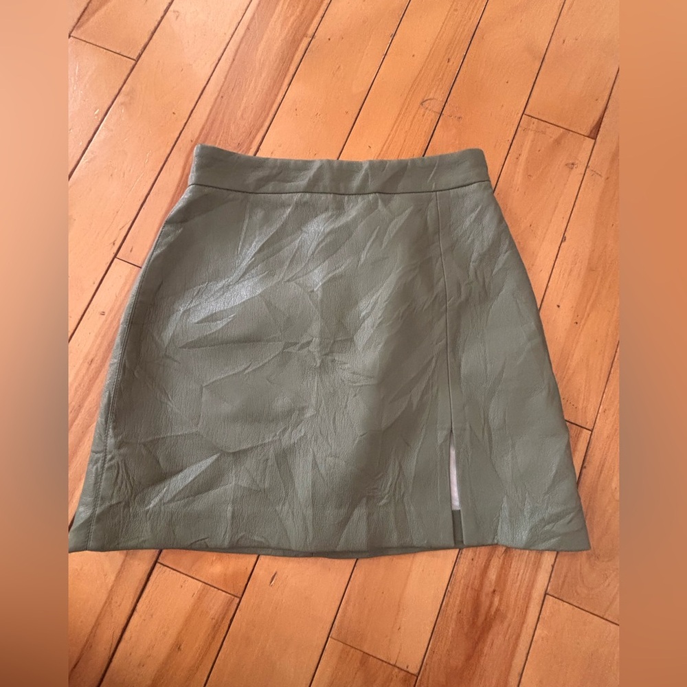 Wilfred Sage Green Pencil Faux Leather Skirt Size 00